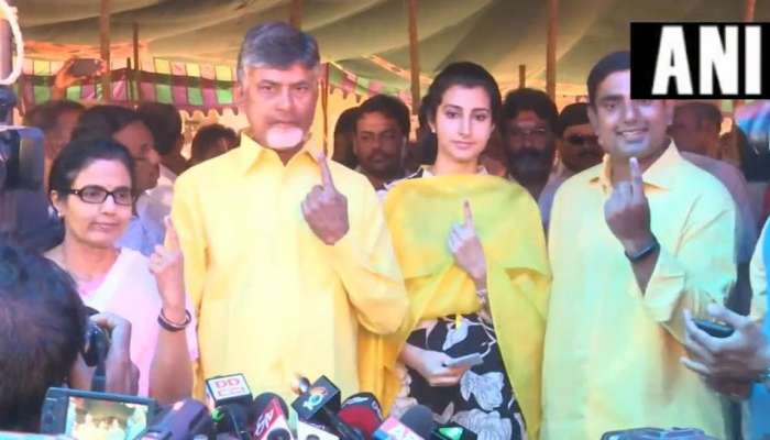 ಆಂಧ್ರಪ್ರದೇಶ: ಲೋಕಸಭೆ ಮತ್ತು ವಿಧಾನಸಭೆ ಚುನಾವಣೆಗೆ ಸಿಎಂ ನಾಯ್ಡು ಸೇರಿದಂತೆ ಅನೇಕ ನಾಯಕರಿಂದ ಮತದಾನ ಆಂಧ್ರಪ್ರದೇಶ: ಲೋಕಸಭೆ ಮತ್ತು ವಿಧಾನಸಭೆ ಚುನಾವಣೆಗೆ ಸಿಎಂ ನಾಯ್ಡು ಸೇರಿದಂತೆ ಅನೇಕ ನಾಯಕರಿಂದ ಮತದಾನ