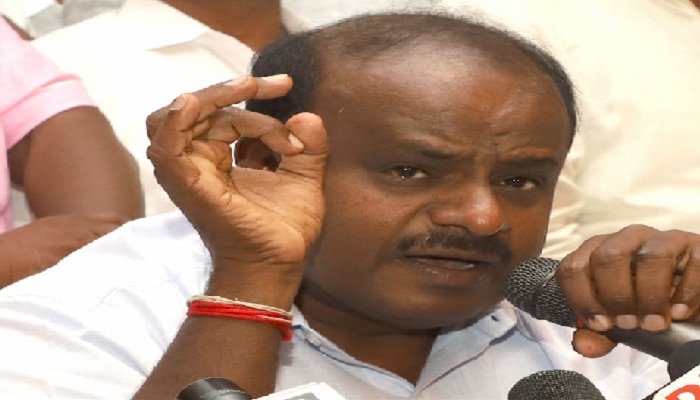 ಶ್ರೀಲಂಕಾ ಬಾಂಬ್ ಸ್ಫೋಟದಲ್ಲಿ ಮೃತಪಟ್ಟವರ ಪಾರ್ಥಿವ ಶರೀರ ನಾಳೆ ರಾಜ್ಯಕ್ಕೆ: ಸಿಎಂ ಕುಮಾರಸ್ವಾಮಿ ಶ್ರೀಲಂಕಾ ಬಾಂಬ್ ಸ್ಫೋಟದಲ್ಲಿ ಮೃತಪಟ್ಟವರ ಪಾರ್ಥಿವ ಶರೀರ ನಾಳೆ ರಾಜ್ಯಕ್ಕೆ: ಸಿಎಂ ಕುಮಾರಸ್ವಾಮಿ