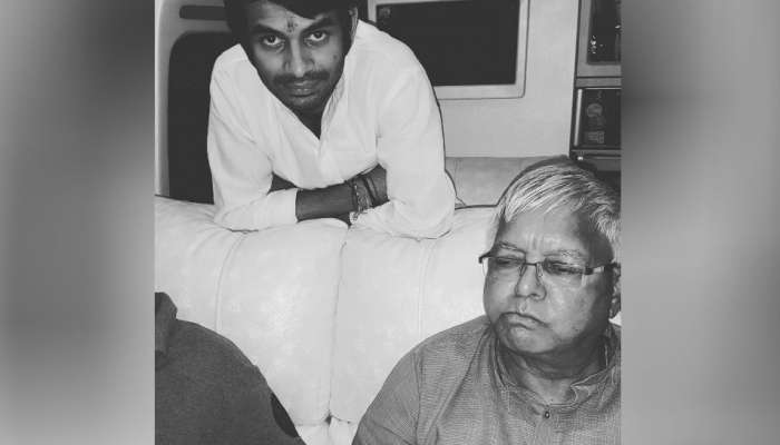 ರ್ಯಾಲಿಯಲ್ಲಿ ಭಾಷಣಕ್ಕೆ ಸಿಗಲಿಲ್ಲ ಅವಕಾಶ: 'ಮಿಸ್ ಯು ಪಪ್ಪಾ' ಎಂದು ಟ್ವೀಟ್ ಮಾಡಿದ ತೇಜ್ ಪ್ರತಾಪ್ ಯಾದವ್ ರ್ಯಾಲಿಯಲ್ಲಿ ಭಾಷಣಕ್ಕೆ ಸಿಗಲಿಲ್ಲ ಅವಕಾಶ: 'ಮಿಸ್ ಯು ಪಪ್ಪಾ' ಎಂದು ಟ್ವೀಟ್ ಮಾಡಿದ ತೇಜ್ ಪ್ರತಾಪ್ ಯಾದವ್