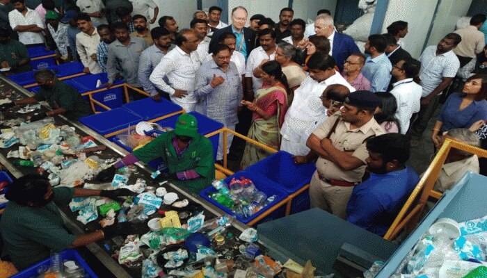 ನೆದರ್ ಲ್ಯಾಂಡ್ ಜೊತೆ 'ಸ್ವೀಪ್ ಸ್ಮಾರ್ಟ್' ಯೋಜನೆಗೆ ಬಿಬಿಎಂಪಿ ಸಹಿ ನೆದರ್ ಲ್ಯಾಂಡ್ ಜೊತೆ 'ಸ್ವೀಪ್ ಸ್ಮಾರ್ಟ್' ಯೋಜನೆಗೆ ಬಿಬಿಎಂಪಿ ಸಹಿ