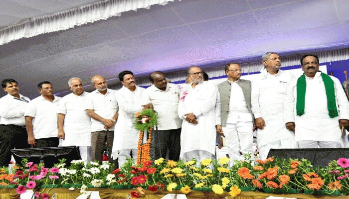 ರಾಯಚೂರು ಜಿಲ್ಲೆಯ ಸಮಗ್ರ ಅಭಿವೃದ್ಧಿಗೆ 3 ಸಾವಿರ ಕೋಟಿ ರೂ.: ಸಿಎಂ ಕುಮಾರಸ್ವಾಮಿ ರಾಯಚೂರು ಜಿಲ್ಲೆಯ ಸಮಗ್ರ ಅಭಿವೃದ್ಧಿಗೆ 3 ಸಾವಿರ ಕೋಟಿ ರೂ.: ಸಿಎಂ ಕುಮಾರಸ್ವಾಮಿ