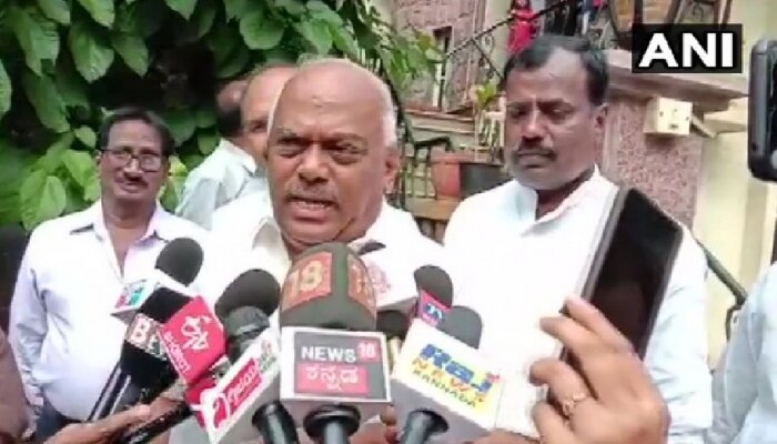 ಇದುವರೆಗೂ ಯಾವ ಶಾಸಕರೂ ನನ್ನ ಭೇಟಿಗೆ ಸಮಯ ಕೇಳಿಲ್ಲ: ಸ್ಪೀಕರ್ ರಮೇಶ್ ಕುಮಾರ್ ಇದುವರೆಗೂ ಯಾವ ಶಾಸಕರೂ ನನ್ನ ಭೇಟಿಗೆ ಸಮಯ ಕೇಳಿಲ್ಲ: ಸ್ಪೀಕರ್ ರಮೇಶ್ ಕುಮಾರ್