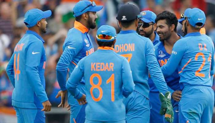 ICC CRICKET WORLD CUP 2019 : ಭಾರತಕ್ಕೆ 240 ರನ್ ಗೆಲುವಿನ ಗುರಿ ನೀಡಿದ ನ್ಯೂಜಿಲೆಂಡ್  title=
