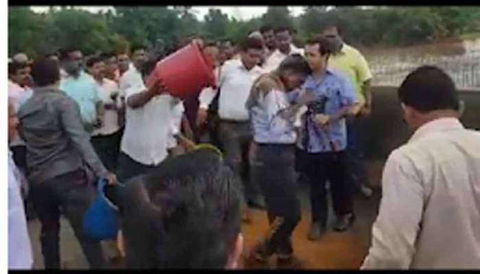 ಪಿಡಬ್ಲ್ಯೂಡಿ ಇಂಜಿನಿಯರ್ ಹಲ್ಲೆ ಪ್ರಕರಣ: ಕಾಂಗ್ರೆಸ್ ಶಾಸಕ ನಿತೇಶ್ ರಾಣೆಗೆ ಜಾಮೀನು ಪಿಡಬ್ಲ್ಯೂಡಿ ಇಂಜಿನಿಯರ್ ಹಲ್ಲೆ ಪ್ರಕರಣ: ಕಾಂಗ್ರೆಸ್ ಶಾಸಕ ನಿತೇಶ್ ರಾಣೆಗೆ ಜಾಮೀನು