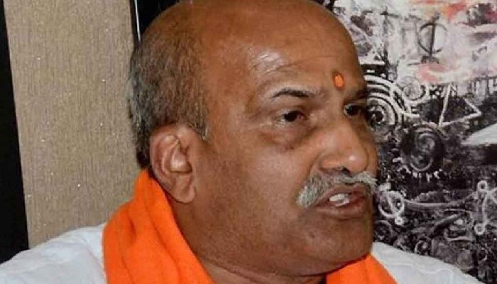 ಕರ್'ನಾಟಕ' ರಾಜಕೀಯದ ಬಗ್ಗೆ ಜನರಿಗೆ ಅಸಹ್ಯ ಮೂಡಿದೆ: ಪ್ರಮೋದ್ ಮುತಾಲಿಕ್ ಕರ್'ನಾಟಕ' ರಾಜಕೀಯದ ಬಗ್ಗೆ ಜನರಿಗೆ ಅಸಹ್ಯ ಮೂಡಿದೆ: ಪ್ರಮೋದ್ ಮುತಾಲಿಕ್