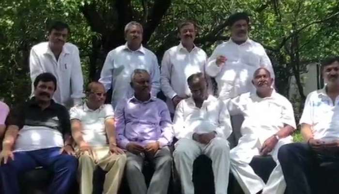 ಕರ್ನಾಟಕ ರಾಜಕೀಯ ಬಿಕ್ಕಟ್ಟು: ಅತೃಪ್ತ ಶಾಸಕರ ಅನರ್ಹತೆಯಿಂದ ಲಾಭ ಯಾರಿಗೆ ? ಕರ್ನಾಟಕ ರಾಜಕೀಯ ಬಿಕ್ಕಟ್ಟು: ಅತೃಪ್ತ ಶಾಸಕರ ಅನರ್ಹತೆಯಿಂದ ಲಾಭ ಯಾರಿಗೆ ?