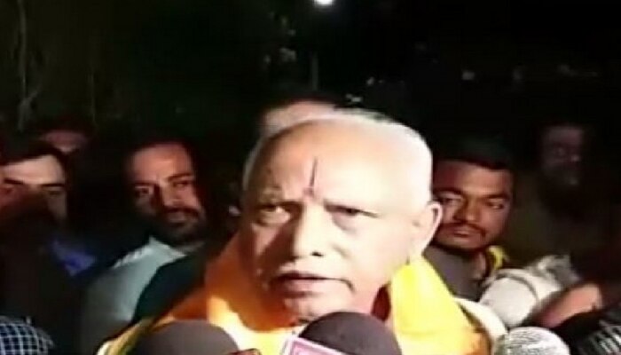 ಸ್ವಾಮೀಜಿ ಚಿನ್ನ ಜೀಯರ್ ಶ್ರೀ ಆಶೀರ್ವಾದ ಪಡೆದ ಸಿಎಂ ಬಿಎಸ್ವೈ ಸ್ವಾಮೀಜಿ ಚಿನ್ನ ಜೀಯರ್ ಶ್ರೀ ಆಶೀರ್ವಾದ ಪಡೆದ ಸಿಎಂ ಬಿಎಸ್ವೈ