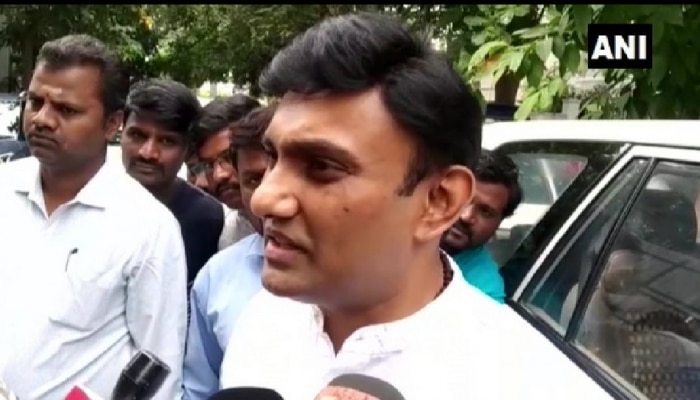 ಸಿಎಂ ಯಡಿಯೂರಪ್ಪ ಭೇಟಿಯಾದ ಅನರ್ಹ ಶಾಸಕ ಡಾ.ಕೆ.ಸುಧಾಕರ್ ಹೇಳಿದ್ದೇನು? ಸಿಎಂ ಯಡಿಯೂರಪ್ಪ ಭೇಟಿಯಾದ ಅನರ್ಹ ಶಾಸಕ ಡಾ.ಕೆ.ಸುಧಾಕರ್ ಹೇಳಿದ್ದೇನು?