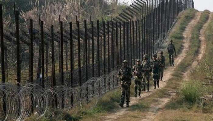 LoC ಬಳಿ 100 SSG ಕಮಾಂಡೋಗಳನ್ನು ನಿಯೋಜಿಸಿದ ಪಾಕ್, ಭಾರತೀಯ ಸೇನೆ ಅಲರ್ಟ್ title=