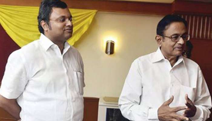 ಏರ್ಸೆಲ್-ಮ್ಯಾಕ್ಸಿಸ್ ಪ್ರಕರಣ: ಚಿದಂಬರಂ, ಕಾರ್ತಿ ಚಿದಂಬರಂಗೆ ಷರತ್ತುಬದ್ಧ ನಿರೀಕ್ಷಣಾ ಜಾಮೀನು ಏರ್ಸೆಲ್-ಮ್ಯಾಕ್ಸಿಸ್ ಪ್ರಕರಣ: ಚಿದಂಬರಂ, ಕಾರ್ತಿ ಚಿದಂಬರಂಗೆ ಷರತ್ತುಬದ್ಧ ನಿರೀಕ್ಷಣಾ ಜಾಮೀನು