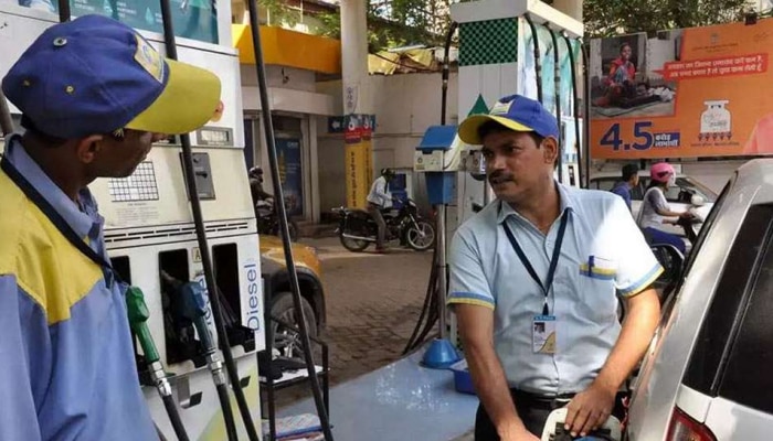 ಇಂದಿನ ಪೆಟ್ರೋಲ್, ಡೀಸೆಲ್ ಬೆಲೆ ಮತ್ತಷ್ಟು ಏರಿಕೆ! ಎಲ್ಲಿ, ಎಷ್ಟಿದೆ? ಇಂದಿನ ಪೆಟ್ರೋಲ್, ಡೀಸೆಲ್ ಬೆಲೆ ಮತ್ತಷ್ಟು ಏರಿಕೆ! ಎಲ್ಲಿ, ಎಷ್ಟಿದೆ?
