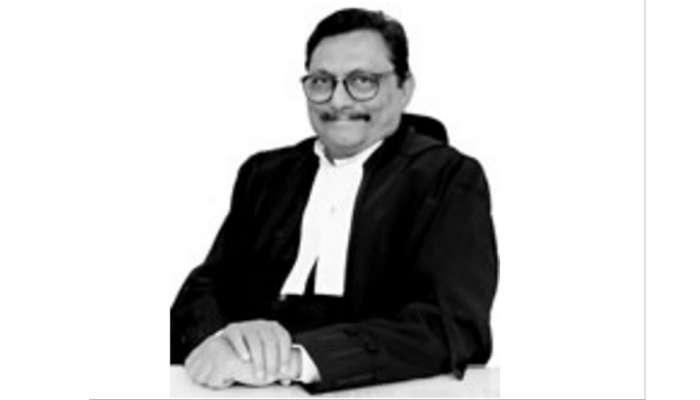 ಸುಪ್ರೀಂಕೋರ್ಟ್ ನ ನೂತನ ಮುಖ್ಯ ನ್ಯಾಯಮೂರ್ತಿಯಾಗಿ ಎಸ್.ಎ.ಬೊಬ್ಡೆ ನೇಮಕ ಸುಪ್ರೀಂಕೋರ್ಟ್ ನ ನೂತನ ಮುಖ್ಯ ನ್ಯಾಯಮೂರ್ತಿಯಾಗಿ ಎಸ್.ಎ.ಬೊಬ್ಡೆ ನೇಮಕ