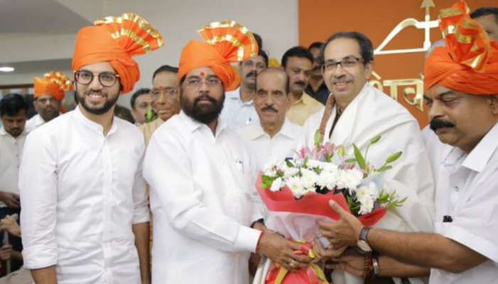 ಮಹಾರಾಷ್ಟ್ರ: ಶಿವಸೇನೆ ಶಾಸಕಾಂಗ ಪಕ್ಷದ ನಾಯಕರಾಗಿ ಏಕನಾಥ್ ಶಿಂಧೆ ಆಯ್ಕೆ ಮಹಾರಾಷ್ಟ್ರ: ಶಿವಸೇನೆ ಶಾಸಕಾಂಗ ಪಕ್ಷದ ನಾಯಕರಾಗಿ ಏಕನಾಥ್ ಶಿಂಧೆ ಆಯ್ಕೆ