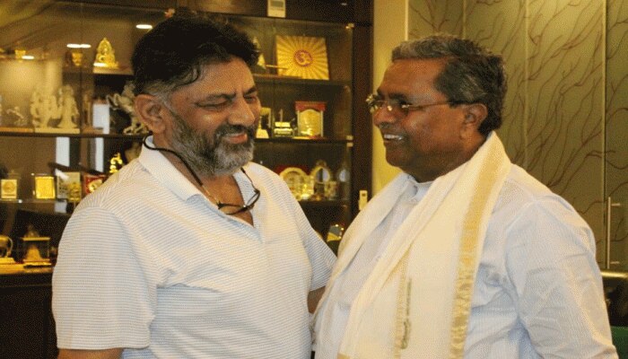 ಡಿಕೆಶಿ-ನನ್ನ ನಡುವೆ ಭಿನ್ನ ಅಭಿಪ್ರಾಯವಿರಬಹುದು, ಭಿನ್ನಾಭಿಪ್ರಾಯವಲ್ಲ: ಸಿದ್ದರಾಮಯ್ಯ ಡಿಕೆಶಿ-ನನ್ನ ನಡುವೆ ಭಿನ್ನ ಅಭಿಪ್ರಾಯವಿರಬಹುದು, ಭಿನ್ನಾಭಿಪ್ರಾಯವಲ್ಲ: ಸಿದ್ದರಾಮಯ್ಯ