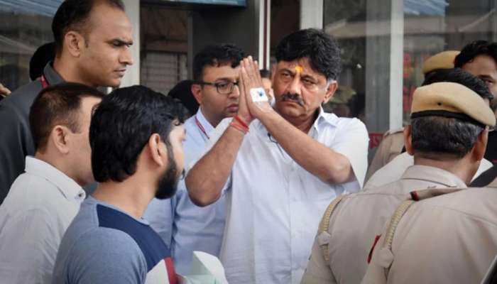 ಇಂದು ಆಸ್ಪತ್ರೆಯಿಂದ ಡಿ.ಕೆ.ಶಿವಕುಮಾರ್ ಡಿಸ್ಚಾರ್ಜ್ ಇಂದು ಆಸ್ಪತ್ರೆಯಿಂದ ಡಿ.ಕೆ.ಶಿವಕುಮಾರ್ ಡಿಸ್ಚಾರ್ಜ್