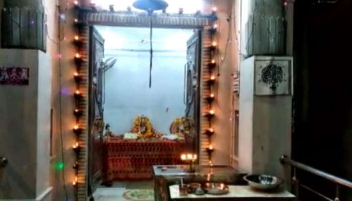 ರಾಜಸ್ಥಾನದ ಈ ದೇವಾಲಯದಲ್ಲಿ ಒಂದು ತಿಂಗಳು ದೀಪಾವಳಿ ಆಚರಣೆ ರಾಜಸ್ಥಾನದ ಈ ದೇವಾಲಯದಲ್ಲಿ ಒಂದು ತಿಂಗಳು ದೀಪಾವಳಿ ಆಚರಣೆ