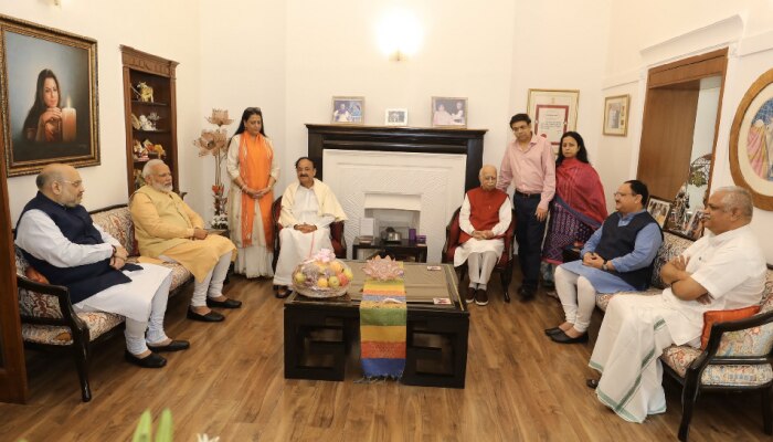 ಎಲ್.ಕೆ ಅಡ್ವಾಣಿಗೆ ಜನ್ಮದಿನದ ಶುಭಾಶಯ ಕೋರಿದ ಪ್ರಧಾನಿ ಮೋದಿ ಎಲ್.ಕೆ ಅಡ್ವಾಣಿಗೆ ಜನ್ಮದಿನದ ಶುಭಾಶಯ ಕೋರಿದ ಪ್ರಧಾನಿ ಮೋದಿ