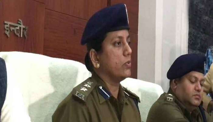 Honey-trap case: ಬಾರ್ನಿಂದ 67 ಮಹಿಳೆಯರ ರಕ್ಷಣೆ Honey-trap case: ಬಾರ್ನಿಂದ 67 ಮಹಿಳೆಯರ ರಕ್ಷಣೆ