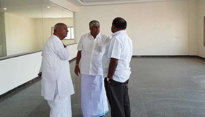 ಉಪಚುನಾವಣೆ ಬಳಿಕ ಮೈತ್ರಿ ಪ್ರಶ್ನೆಯೇ ಇಲ್ಲ: ಜೆಡಿಎಸ್ ವರಿಷ್ಠ ದೇವೇಗೌಡ ಉಪಚುನಾವಣೆ ಬಳಿಕ ಮೈತ್ರಿ ಪ್ರಶ್ನೆಯೇ ಇಲ್ಲ: ಜೆಡಿಎಸ್ ವರಿಷ್ಠ ದೇವೇಗೌಡ