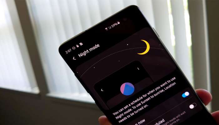 ಎಚ್ಚರಿಕೆ: ಮೊಬೈಲ್ನಲ್ಲಿ Night Mode ತಂದೊಡ್ಡಲಿದೆ ಈ ಅಪಾಯ! ಎಚ್ಚರಿಕೆ: ಮೊಬೈಲ್ನಲ್ಲಿ Night Mode ತಂದೊಡ್ಡಲಿದೆ ಈ ಅಪಾಯ!