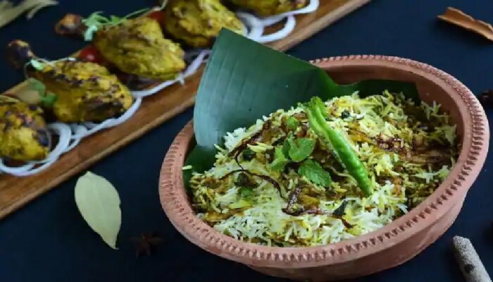 ಒಂದು ನಿಮಿಷದಲ್ಲಿ ಭಾರತೀಯರು ಮಾಡುವ ಬಿರಿಯಾನಿ ಆರ್ಡರಗಳೆಷ್ಟು ಗೊತ್ತಾ? ಒಂದು ನಿಮಿಷದಲ್ಲಿ ಭಾರತೀಯರು ಮಾಡುವ ಬಿರಿಯಾನಿ ಆರ್ಡರಗಳೆಷ್ಟು ಗೊತ್ತಾ?