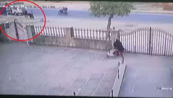 VIDEO:ಹಾಡು ಹಗಲೇ ಯುವತಿಯ ಅಪಹರಣ, ಇಲ್ಲಿದೆ CCTV ಫೂಟೇಜ್  