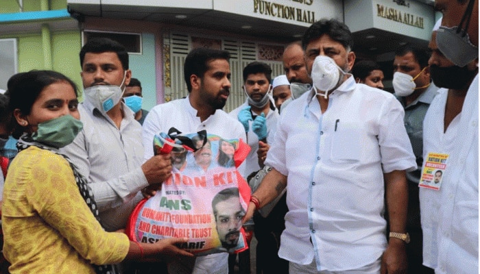 ಅಸಂಘಟಿತ ಕಾರ್ಮಿಕಕರ ವಿಚಾರದಲ್ಲಿ ಸರ್ಕಾರದ ನಿರ್ಲಕ್ಷ್ಯ ಖಂಡನೀಯ: ಡಿ.ಕೆ. ಶಿವಕುಮಾರ್ ಅಸಂಘಟಿತ ಕಾರ್ಮಿಕಕರ ವಿಚಾರದಲ್ಲಿ ಸರ್ಕಾರದ ನಿರ್ಲಕ್ಷ್ಯ ಖಂಡನೀಯ: ಡಿ.ಕೆ. ಶಿವಕುಮಾರ್