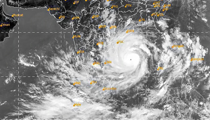1999ರ ಓಡಿಷಾ ಸೈಕ್ಲೋನ್ ನಂತರದ ಎರಡನೇ ಅತಿದೊಡ್ಡ Super Cyclone Amphan:IMD title=