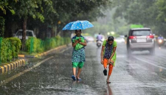 ಕೇರಳದಲ್ಲಿ ಕದ ತಟ್ಟಿದ MONSOON, ನಿಮ್ಮ ಪ್ರದೇಶದಲ್ಲಿ ಯಾವಾಗ ಮಳೆಯ ಸಿಂಚನ, ಇಲ್ಲಿದೆ IMD ಅಪ್ಡೇಟ್ ಕೇರಳದಲ್ಲಿ ಕದ ತಟ್ಟಿದ MONSOON, ನಿಮ್ಮ ಪ್ರದೇಶದಲ್ಲಿ ಯಾವಾಗ ಮಳೆಯ ಸಿಂಚನ, ಇಲ್ಲಿದೆ IMD ಅಪ್ಡೇಟ್