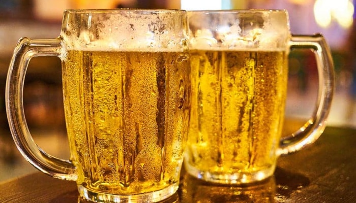 OMG: 10 ಬಾಟಲ್ Beer ಕುಡಿದು ಮತ್ತಿನಲ್ಲಿ 18 ಗಂಟೆ ಮಲಗಿದವನ ಗತಿ ಏನಾಗಿದೆ ಗೊತ್ತಾ?