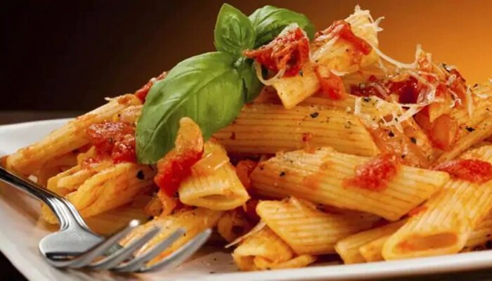 Pasta ಪ್ರೀಯರಿಗೆ ಸ್ವಾರಸ್ಯಕರ ಸವಾಲ್ ಕೇಳಿದ IRCTC, ನಿಮಗೆ ಗೊತ್ತೇ ಇದರ ಉತ್ತರ? Pasta ಪ್ರೀಯರಿಗೆ ಸ್ವಾರಸ್ಯಕರ ಸವಾಲ್ ಕೇಳಿದ IRCTC, ನಿಮಗೆ ಗೊತ್ತೇ ಇದರ ಉತ್ತರ?