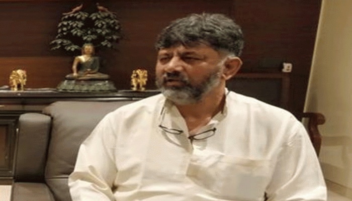 ಕಾರ್ಯಕ್ರಮಕ್ಕೆ ಸಿಎಂ ಅನುಮತಿ ಕೊಟ್ಟಿದ್ದಾರೆ, ಪೊಲೀಸರು ಅಡಚಣೆ ಮಾಡುವಂತಿಲ್ಲ: ಡಿ.ಕೆ ಶಿವಕುಮಾರ್ ಕಾರ್ಯಕ್ರಮಕ್ಕೆ ಸಿಎಂ ಅನುಮತಿ ಕೊಟ್ಟಿದ್ದಾರೆ, ಪೊಲೀಸರು ಅಡಚಣೆ ಮಾಡುವಂತಿಲ್ಲ: ಡಿ.ಕೆ ಶಿವಕುಮಾರ್