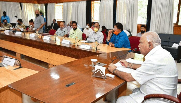 ರಾಜ್ಯದಲ್ಲಿ ಲಾಕ್ಡೌನ್ ಮಾಡಬೇಕೋ? ಬೇಡವೋ? ಇಂದಿನ ಸಚಿವ ಸಂಪುಟ ಸಭೆಯಲ್ಲಿ ತೀರ್ಮಾನ ರಾಜ್ಯದಲ್ಲಿ ಲಾಕ್ಡೌನ್ ಮಾಡಬೇಕೋ? ಬೇಡವೋ? ಇಂದಿನ ಸಚಿವ ಸಂಪುಟ ಸಭೆಯಲ್ಲಿ ತೀರ್ಮಾನ