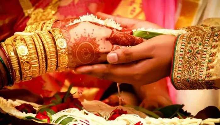 ದೇಶದಲ್ಲಿ ಮತ್ತೆ ಬದಲಾಗಲಿದೆ ಯುವತಿಯರ ವಿವಾಹ ವಯೋಮಿತಿ: PM Narendra Modi ದೇಶದಲ್ಲಿ ಮತ್ತೆ ಬದಲಾಗಲಿದೆ ಯುವತಿಯರ ವಿವಾಹ ವಯೋಮಿತಿ: PM Narendra Modi