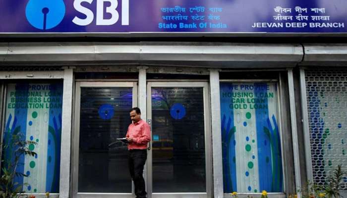 SBI: ಸೆಪ್ಟೆಂಬರ್ 18ರಿಂದ ಎಸ್ಬಿಐ ಎಟಿಎಂನಲ್ಲಿ ಬದಲಾಗಲಿವೆ ಈ ನಿಯಮಗಳು SBI: ಸೆಪ್ಟೆಂಬರ್ 18ರಿಂದ ಎಸ್ಬಿಐ ಎಟಿಎಂನಲ್ಲಿ ಬದಲಾಗಲಿವೆ ಈ ನಿಯಮಗಳು