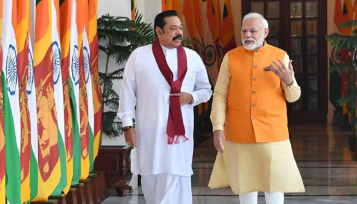 ಶ್ರೀಲಂಕಾ ಪ್ರಧಾನಿ ಮಹಿಂದಾ ರಾಜಪಕ್ಸಾ ಜೊತೆ ಮೋದಿ ದ್ವಿಪಕ್ಷೀಯ ಮಾತುಕತೆ ಶ್ರೀಲಂಕಾ ಪ್ರಧಾನಿ ಮಹಿಂದಾ ರಾಜಪಕ್ಸಾ ಜೊತೆ ಮೋದಿ ದ್ವಿಪಕ್ಷೀಯ ಮಾತುಕತೆ