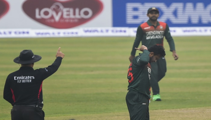  West Indies vs Bangladesh: ಶಕಿಬ್ ಅಲ್ ಹಸನ್ ದಾಳಿಗೆ ತತ್ತರಿಸಿದ ವೆಸ್ಟ್ಇಂಡೀಸ್  title=