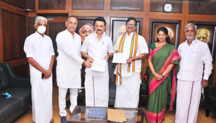 Tamil Nadu Elections: ಕಾಂಗ್ರೆಸ್ ಗೆ 25 ಕ್ಷೇತ್ರಗಳನ್ನ ಬಿಟ್ಟುಕೊಟ್ಟ ಡಿಎಂಕೆ! title=