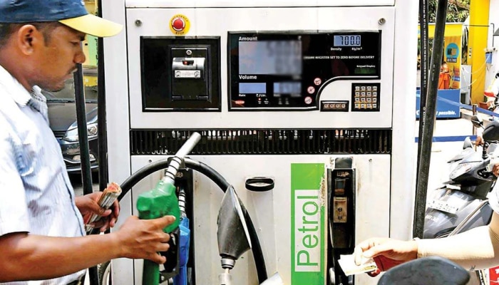 Petrol Price Today : ನಾಲ್ಕು ದಿನಗಳ ನಂತರ ಪೆಟ್ರೋಲ್, ಡೀಸೆಲ್ ದರದಲ್ಲಿ ಇಳಿಕೆ