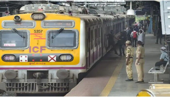IRCTC/Indian Railways :  ರೈಲಿನಲ್ಲಿ ನಕಲಿ TTE ಗಳಿದ್ದಾರೆ ಎಚ್ಚರ..! ದಂಡ ಪಾವತಿಸುವ ಮುನ್ನ ಪರಿಶೀಲಿಸಿಕೊಳ್ಳಿ