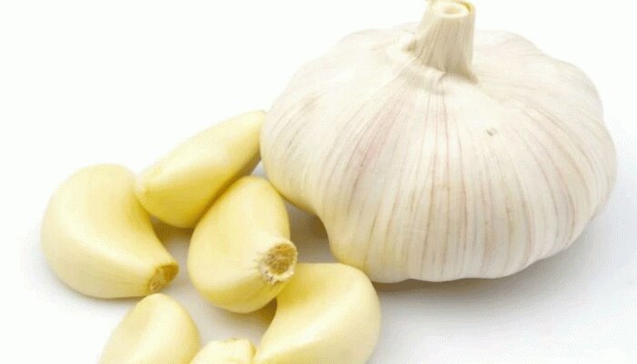 Garlic For Men At Night: ಪುರುಷರು ರಾತ್ರಿ ಮಲಗುವ ಮುನ್ನ ಬೆಳ್ಳುಳ್ಳಿ ಸೇವಿಸಿದರೆ ಸಿಗುತ್ತೆ ಅದ್ಭುತ ಪ್ರಯೋಜನ