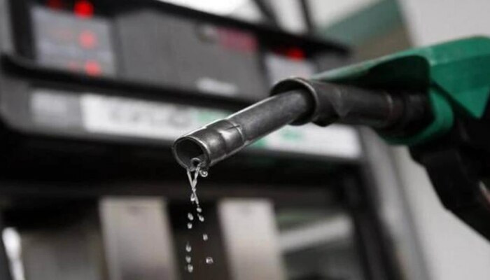 Petrol Prices Latest Update:ಈ ವರ್ಷ 125 ರೂ/ಲೀ ತಲುಪಲಿದೆ ಪೆಟ್ರೋಲ್ ಬೆಲೆ title=