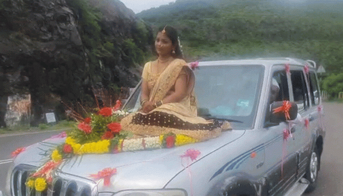 Viral News: ಕಾರಿನ ಬಾನೆಟ್‌ನಲ್ಲಿ ಕುಳಿತು ಮದುವೆ ಮನೆಗೆ ಸವಾರಿ, ವಧು ವಿರುದ್ಧ ಕೇಸ್..! title=