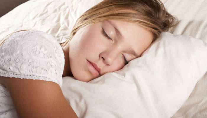 Side Effects Of Sleeping Empty Stomach : ರಾತ್ರಿ ಹೊತ್ತು ಏನೂ ತಿನ್ನದೇ ಮಲಗುವುದರಿಂದ ಎದುರಾಗುತ್ತದೆ ಈ ಸಮಸ್ಯೆಗಳು 