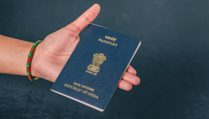 Online Passport Apply : ಈಗ ಮನೆಯಿಂದಲೇ Passport ಗೆ ಅರ್ಜಿ ಸಲ್ಲಿಸಬಹುದು - ಹೇಗೆ ಇಲ್ಲಿದೆ ಸಂಪೂರ್ಣ ಮಾಹಿತಿ! title=