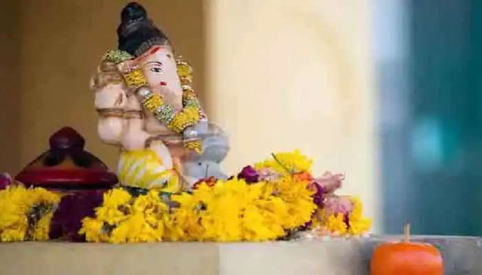 Ganesh Chaturthi 2021: ಚತುರ್ಥಿಯಂದು ಗಣೇಶನಿಗೆ ಪ್ರಿಯವಾದ ಈ ವಸ್ತುಗಳನ್ನು ಅರ್ಪಿಸಿದರೆ ಈಡೇರಲಿದೆ ಮನೋಕಾಮನೆ 