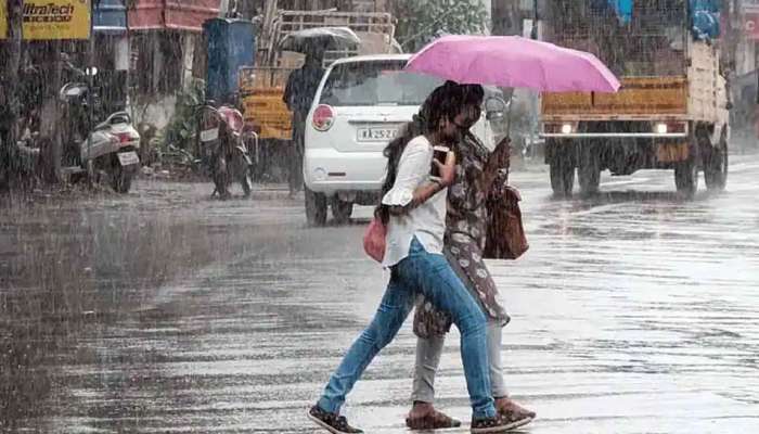 Karnataka Rain: ಇಂದು ಮತ್ತು ನಾಳೆ ಬೆಂಗಳೂರಿನಲ್ಲಿ ಮಳೆ ಅಬ್ಬರ, ಈ ಜಿಲ್ಲೆಗಳಲ್ಲಿ ಯೆಲ್ಲೋ ಅಲರ್ಟ್  title=