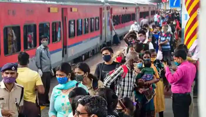 Indian Railways Alert: ರೈಲು ಪ್ರಯಾಣದ ವೇಳೆ ಈ ತಪ್ಪು ಮಾಡಿದರೆ ದಂಡದ ಜೊತೆಗೆ 3 ವರ್ಷ ಜೈಲು ಶಿಕ್ಷೆ 