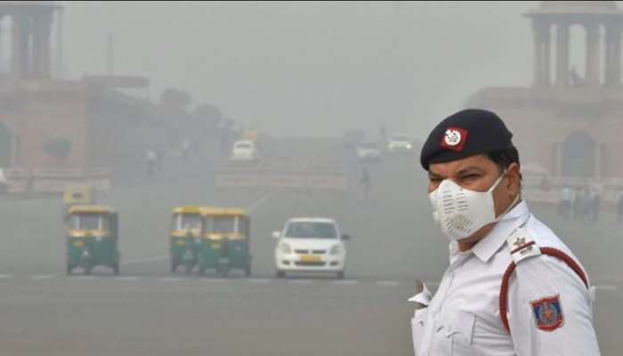 Delhi Pollution : ದೆಹಲಿಯಲ್ಲಿ ಮತ್ತೆ ಲಾಕ್‌ಡೌನ್ ಪರಿಸ್ಥಿತಿ : ಶಾಲೆಗಳಿಗೆ ರಜೆ, ನೌಕರರಿಗೆ ವರ್ಕ್ ಫ್ರಮ್ ಹೋಂ!