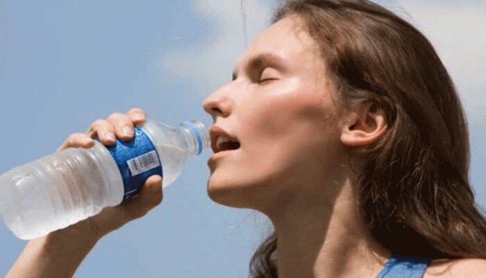 Drinking Water: ನೀವು 8 ಗ್ಲಾಸ್‌ಗಿಂತ ಹೆಚ್ಚು ನೀರು ಕುಡಿಯುತ್ತಿದ್ದರೆ, ಈಗಲೇ ಈ ಅಭ್ಯಾಸವನ್ನು ಬಿಡಿ